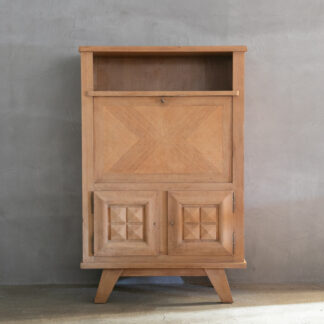 Gaston Poisson  (ガストンポワソン）ビューロデスク