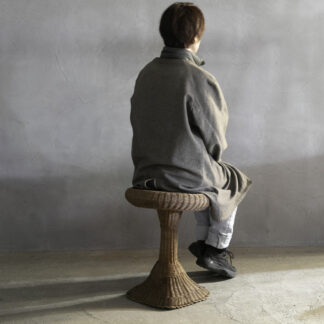 ヴィンテージラタンスツール