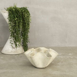 Willy Guhl プランター